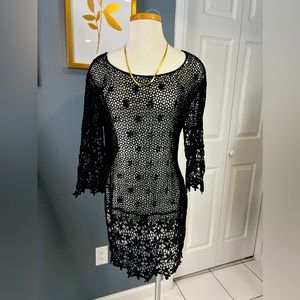 J Valdy swim cover up ivory black crochet size M New with tag